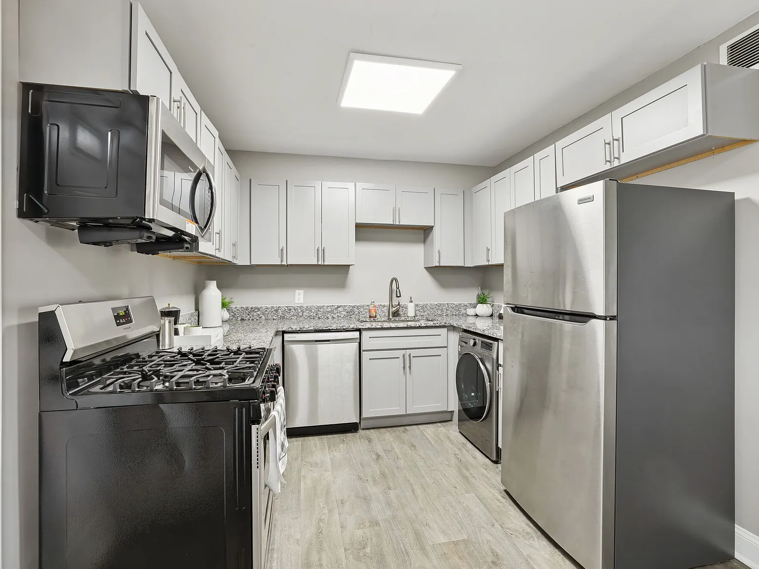 The Kensington — Photo 1