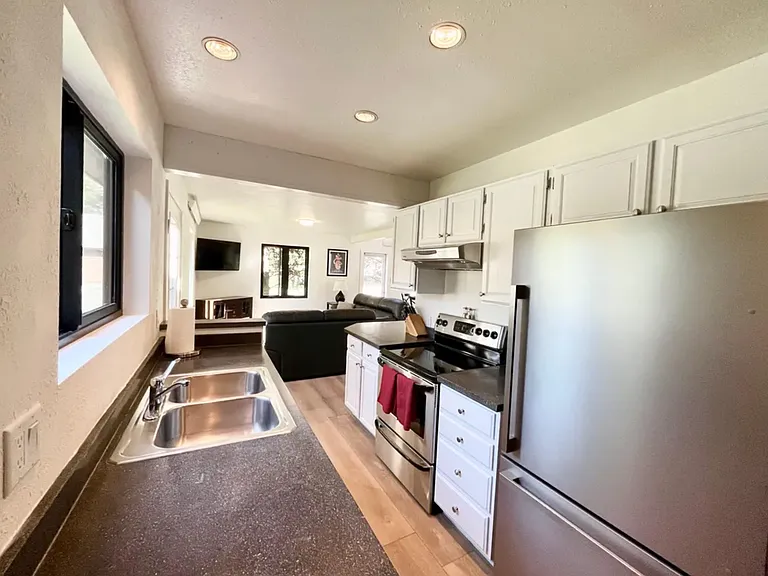 1900 W Cinnamon Teal Rd — Photo 5