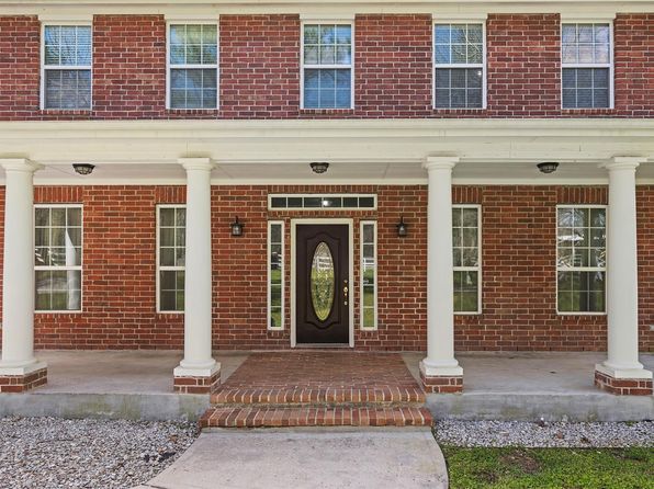 19211 Serpenteer Dr, Porter, TX 77365