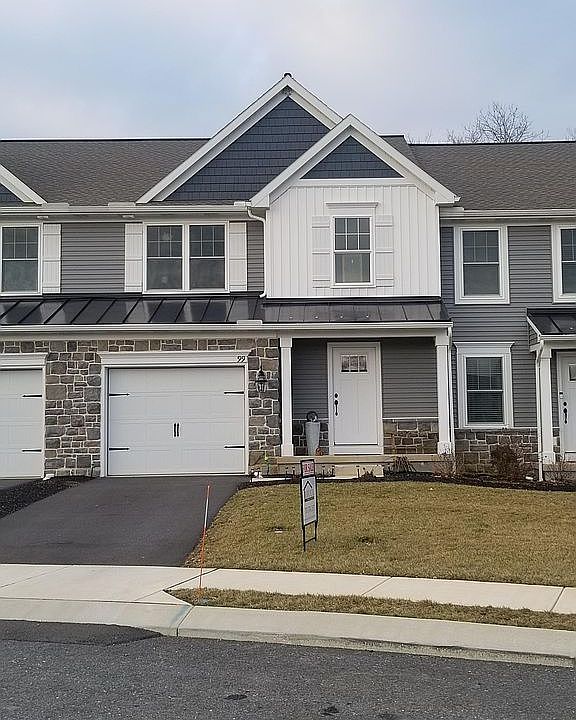 1st image of 99 Beech Tree Ct #U-0082
