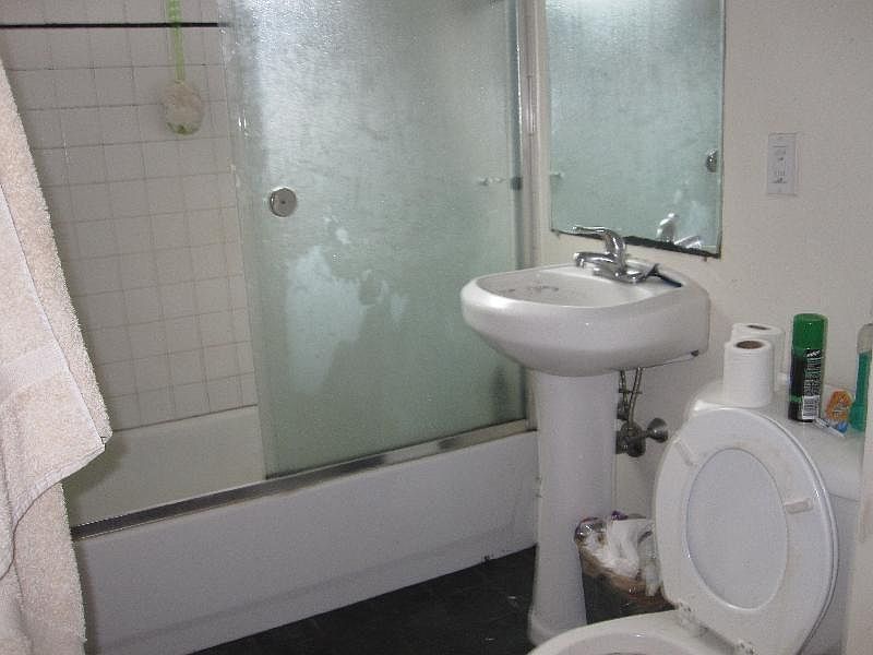 2nd image of 59 Ashford St