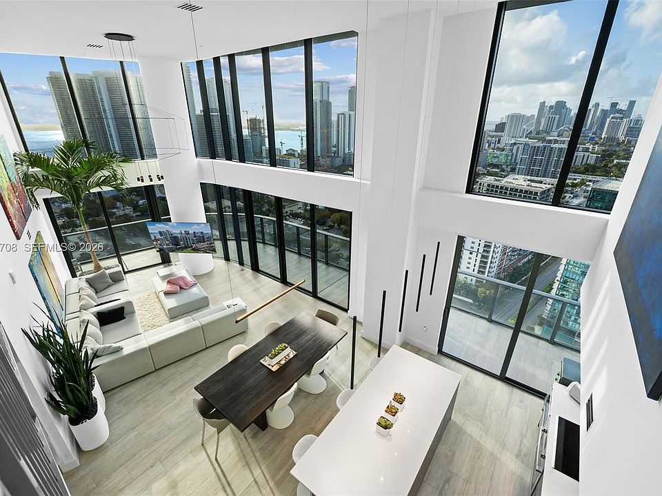 1st image of 121 NE 34th St #3204