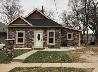 1945 Francis Ave, Des Moines, IA 50314