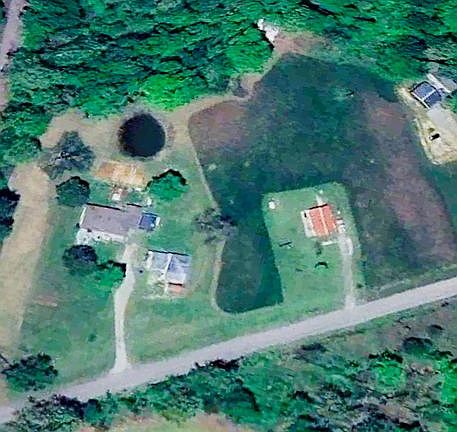 2nd image of 843 Watershed Rd