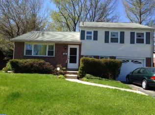 326 Parham Rd, Springfield, PA 19064