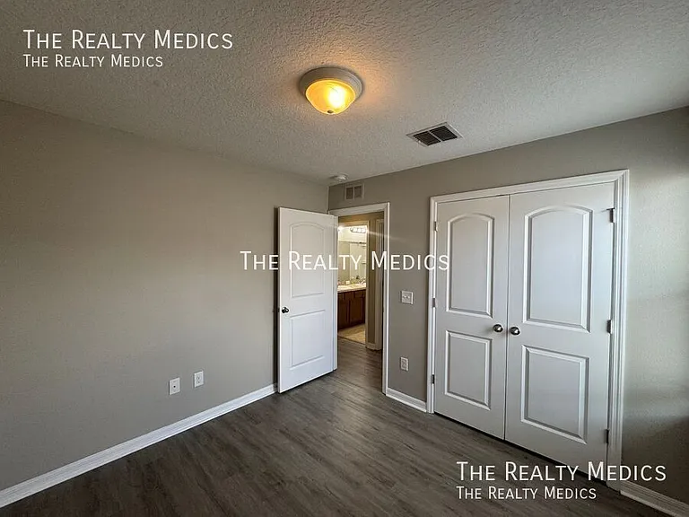 2148 Ontario Way — Photo 17