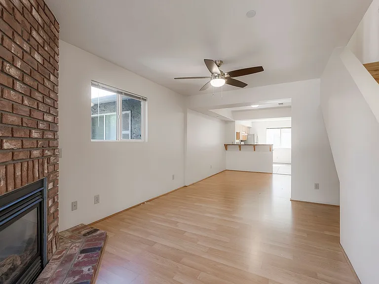 406 Nord Ave — Photo 5