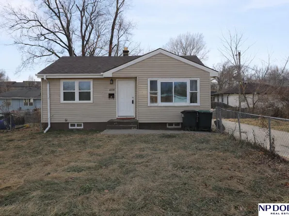 4235 Redman Ave, Omaha, NE 68111