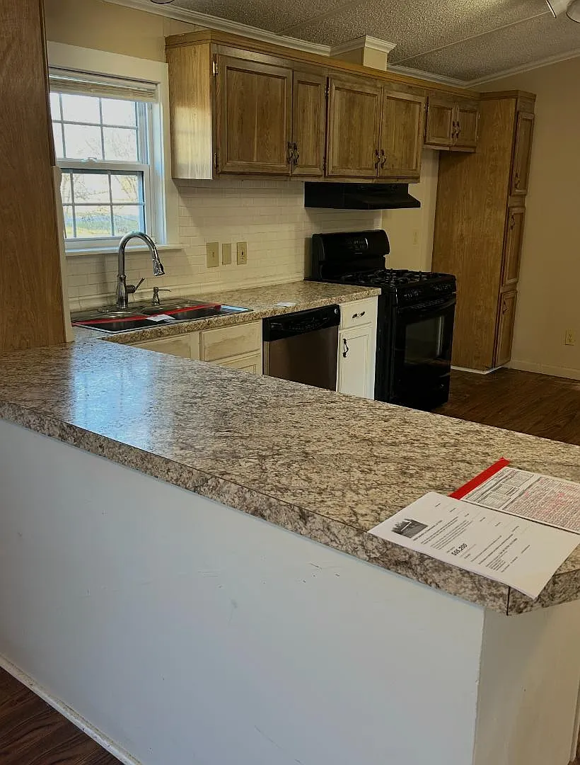 10090 Isabelle Ln — Photo 4
