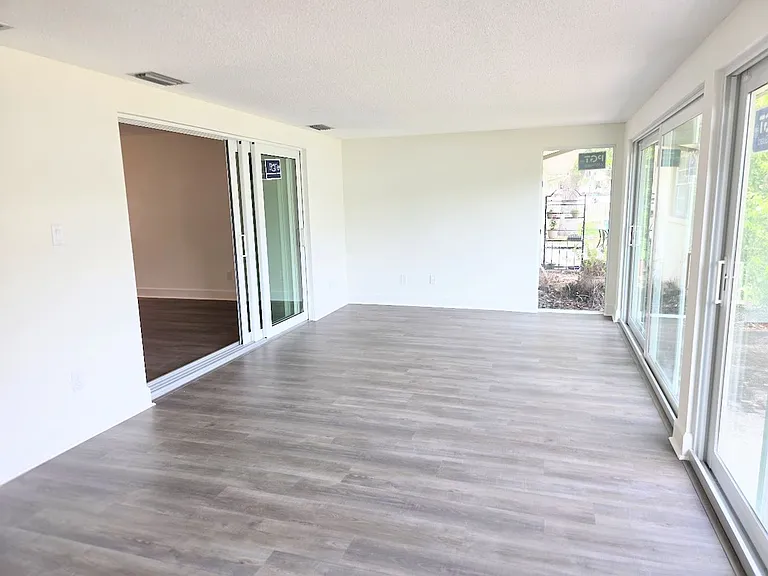 1237 N Egret Point — Photo 10