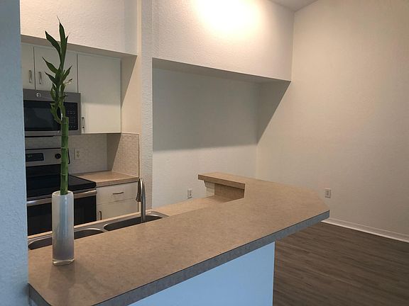 3rd image of 4122 Central Sarasota Pkwy APT 1922