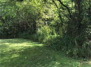 12 K P Hollow Rd, Oakdale, PA 15071