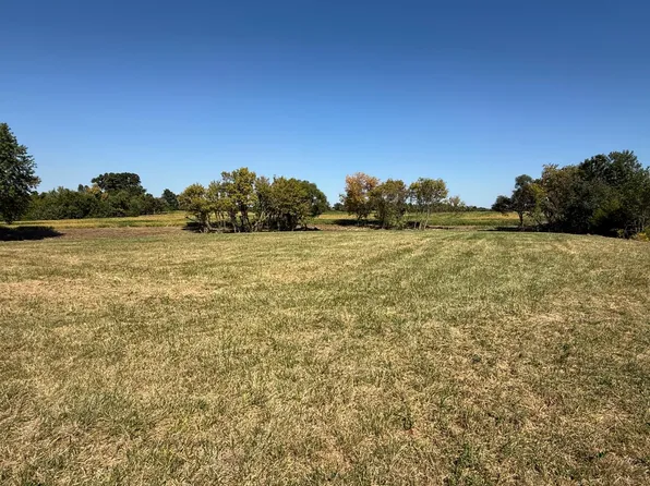 3 Bentley Rd, Brookville, IN 47012