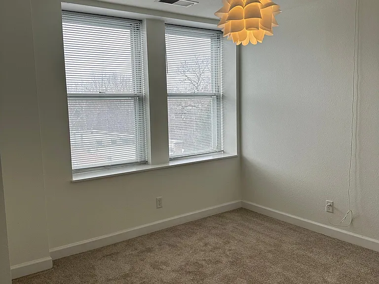5330 Pershing Ave #503 — Photo 3