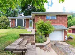 8855 Peebles Rd, Allison Park, PA 15101