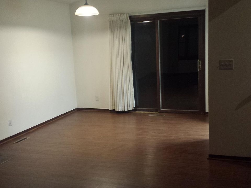 2nd image of 1111 Cottonwood Dr