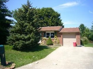 160 Lexington Farm Rd, Englewood, OH 45322