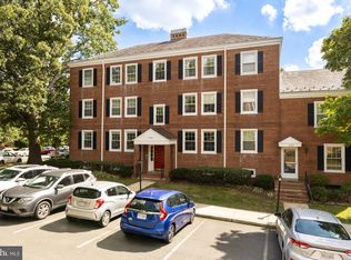 2888 S Buchanan St APT A1, Arlington, VA 22206