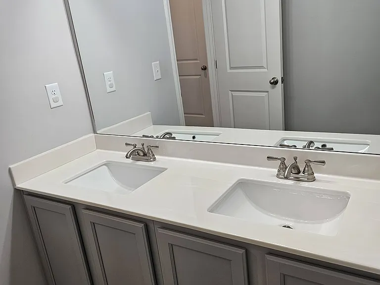 352 Newshaw Dr — Photo 44