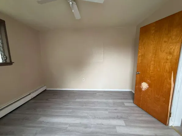 841 W Wood St #845, Coal Township, PA 17866