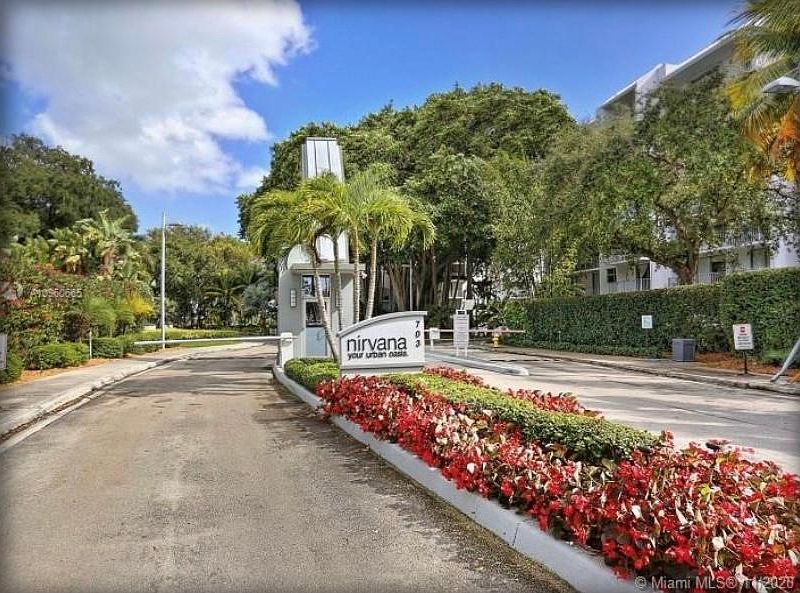 650 NE 64th St, Miami, FL 33138 | Zillow