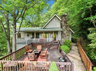 753 Tobacco Branch Rd, Almond, NC 28702