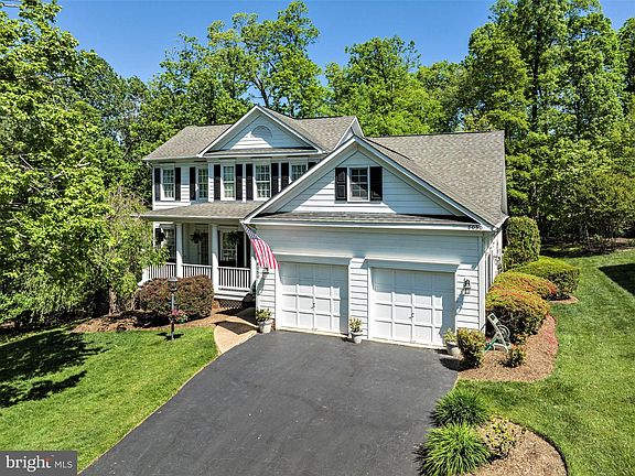 4th image of 8050 Amsterdam Ct