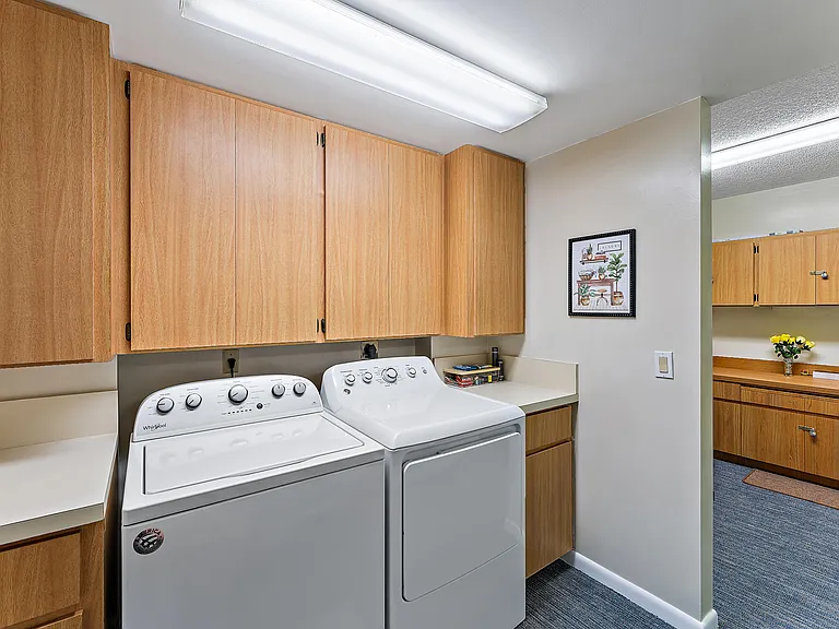 1001 Seafarer Cir #204 — Photo 13