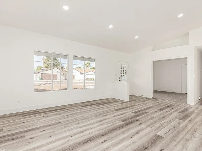 6873 E Kathleen Rd — Photo 6