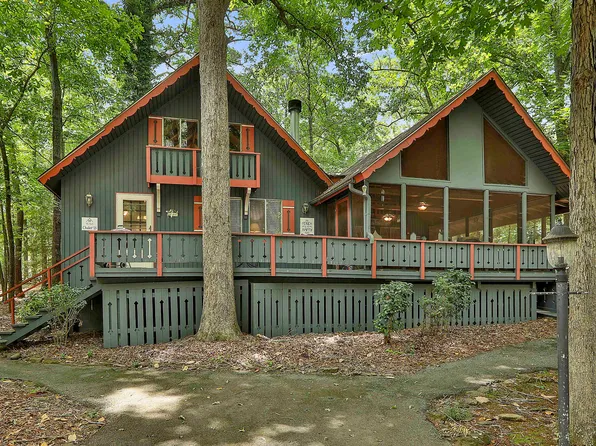 25 Bavarian Way, Pine Mountain, GA 31822