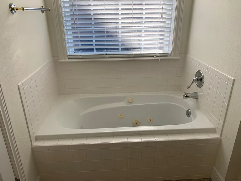 702 Tunbridge Dr — Photo 21