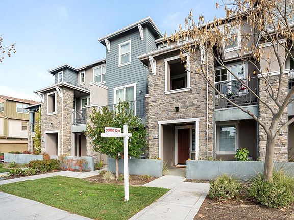 3rd image of 3220 Yucca Ave Unit 4