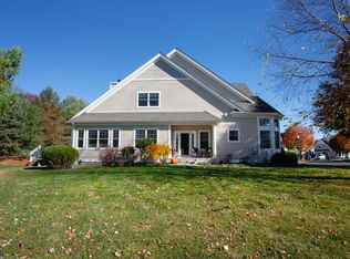 27 Carnoustie Cir UNIT 27, Bloomfield, CT 06002