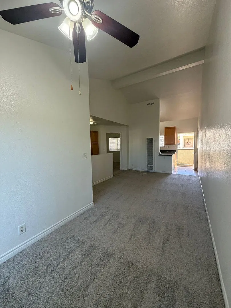 1840 VILLA ROSE — Photo 4