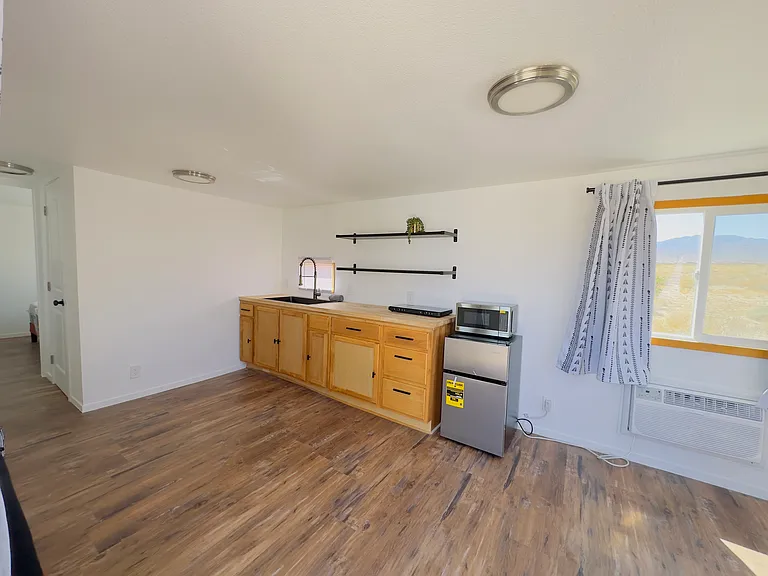 11355 Western Ave #B — Photo 7