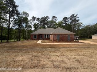 225 Walter Jones Rd, Mendenhall, MS 39114