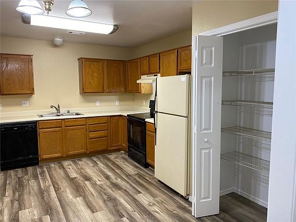 4th image of 53B Holly Dr