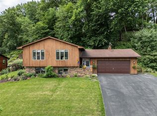 1800 Baihly Hills Dr SW, Rochester, MN 55902