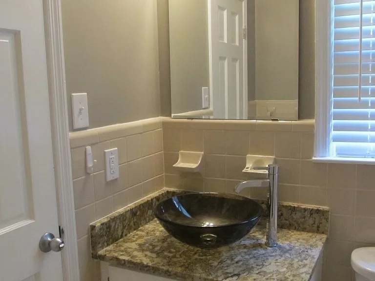 502 Park Ave #B — Photo 8