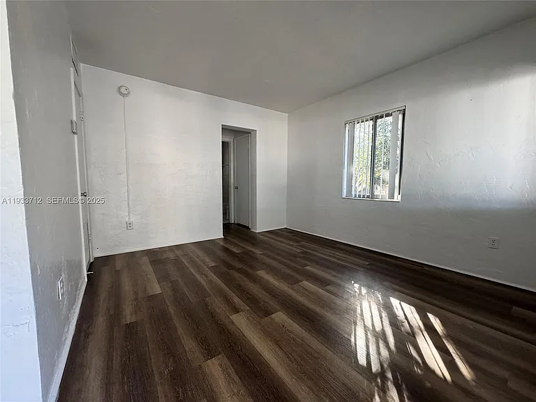 251 Hibiscus Dr #4 — Photo 13