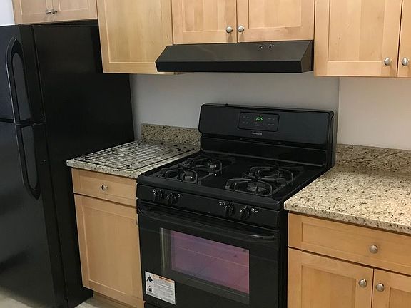 2nd image of 7505 113th St APT 1A
