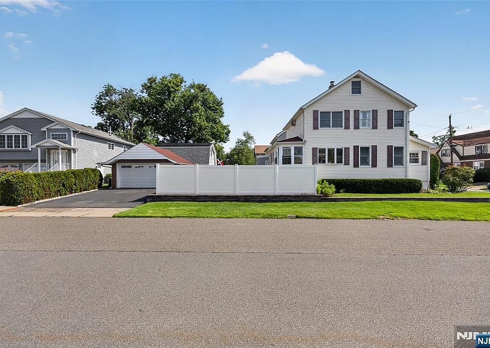 1st image of 47 Colling Ave
