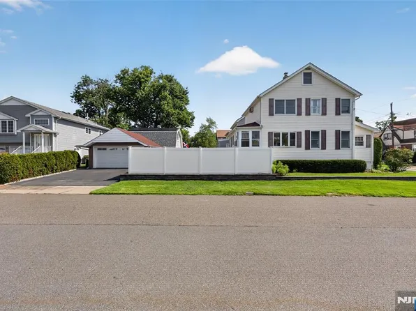 47 Colling Ave, Rochelle Park, NJ 07662