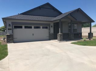 1379 N Highwood Ave, Boise, ID 83713
