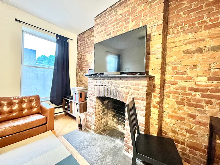 463 5th Ave #3 — Photo 9