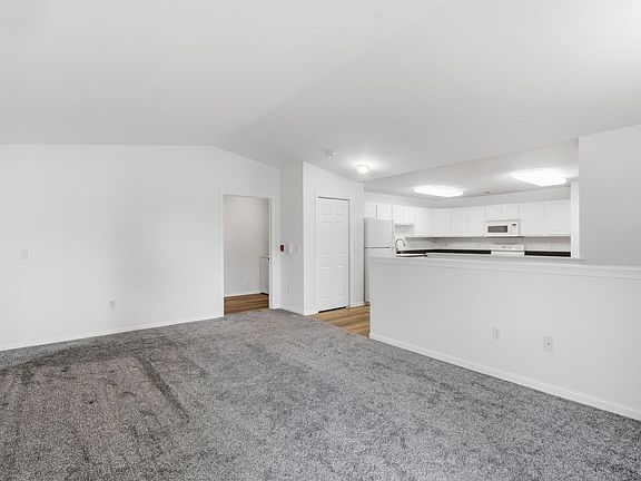 5th image of 1156 N Sunnyslope DRIVE #206