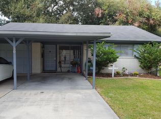 2530 10th St, Port Neches, TX 77651