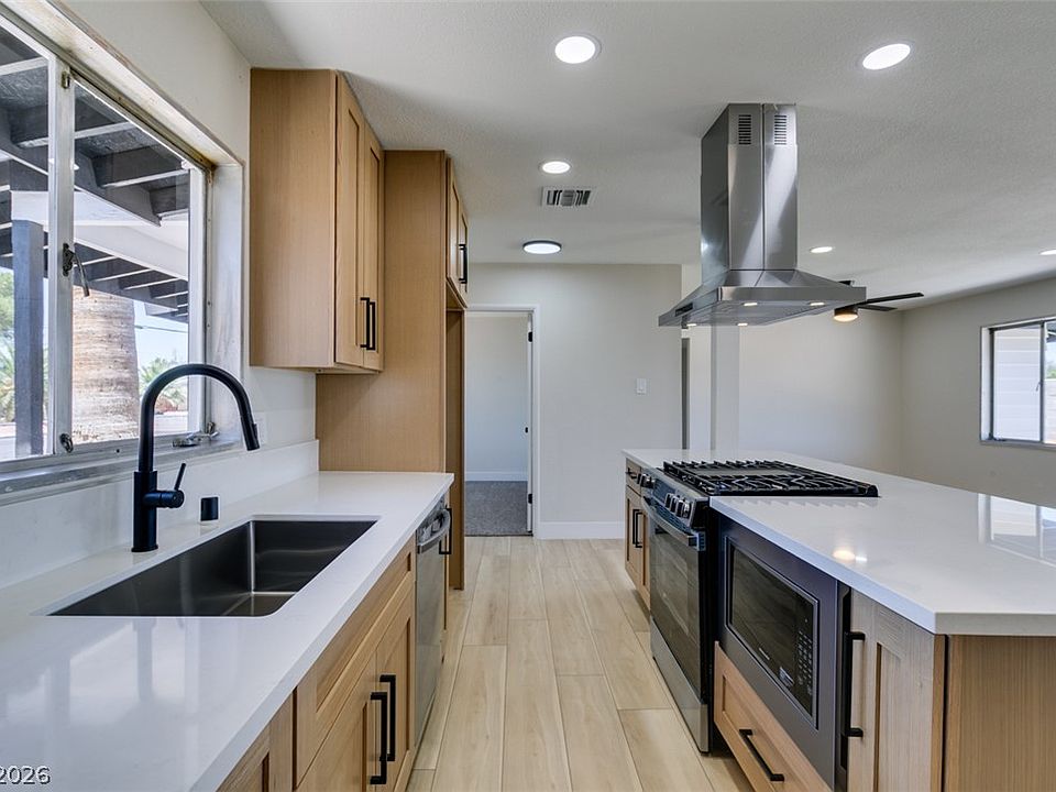 1st image of 1016 Mezpah St
