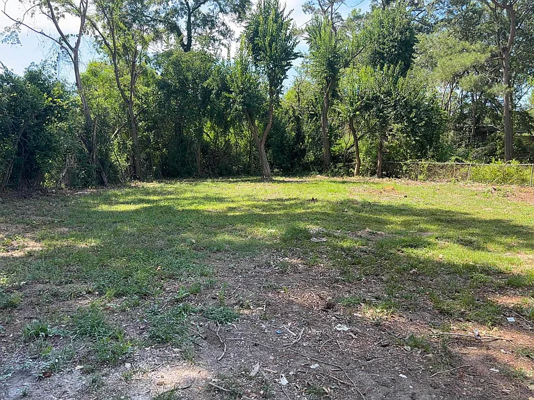 1822 Catalina Dr — Photo 24