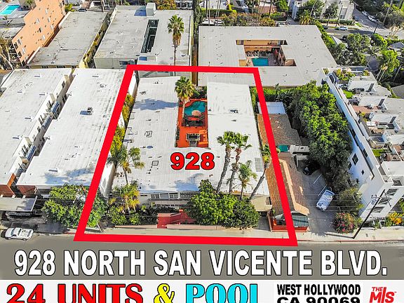 2nd image of 928 N San Vicente Blvd